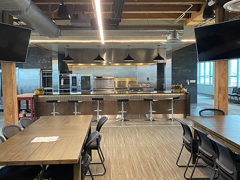 bếp thử nghiệm