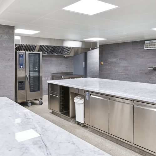 bếp bánh khách sạn 5 sao IQL