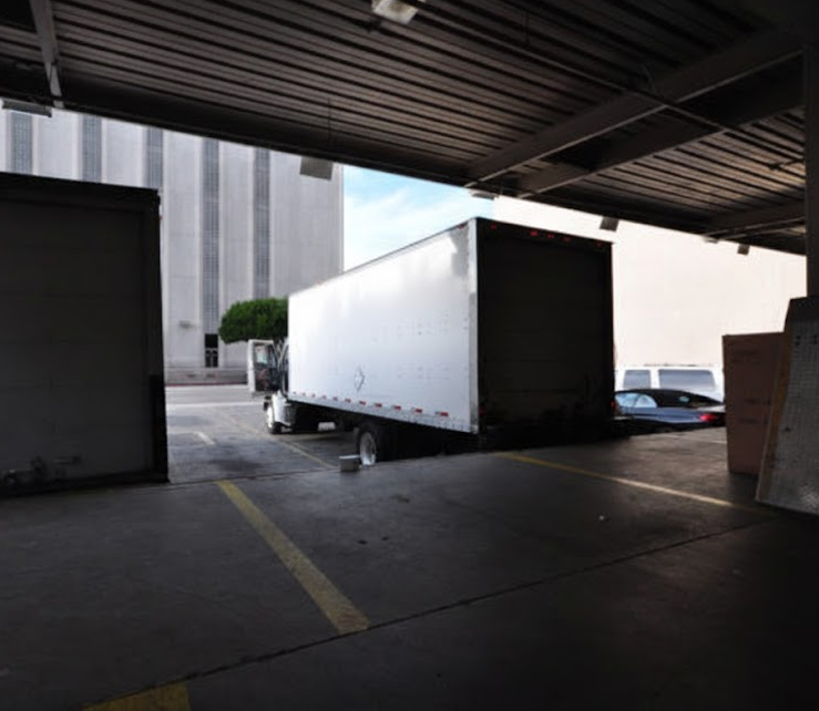 khu vực tiếp nhận trong bếp khách sạn IQL