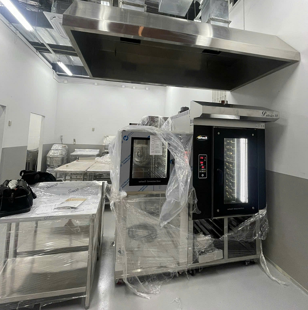 IQL tiếp tục lắp đặt hoàn thiện hệ thống lò nướng xoay 10 khay Softmill tại chuỗi siêu thị Go!