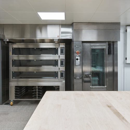 lò nướng bánh khách sạn IQL