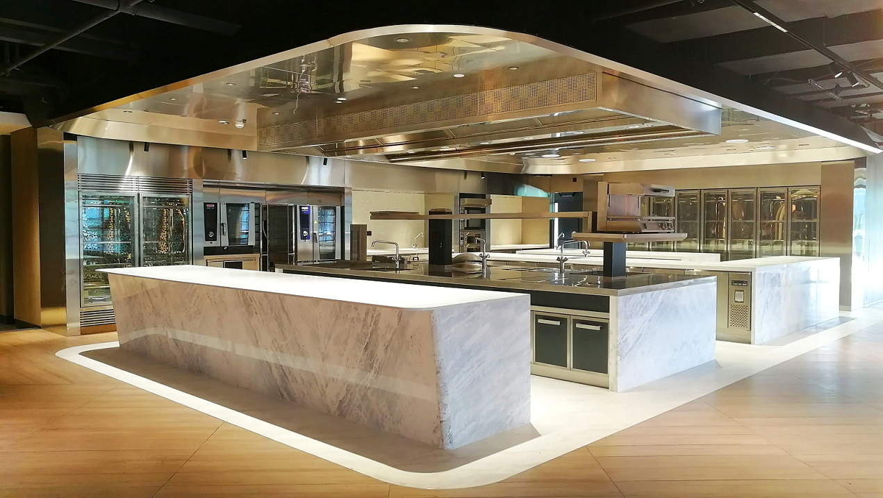 thiết kế bếp mở cho nhà hàng